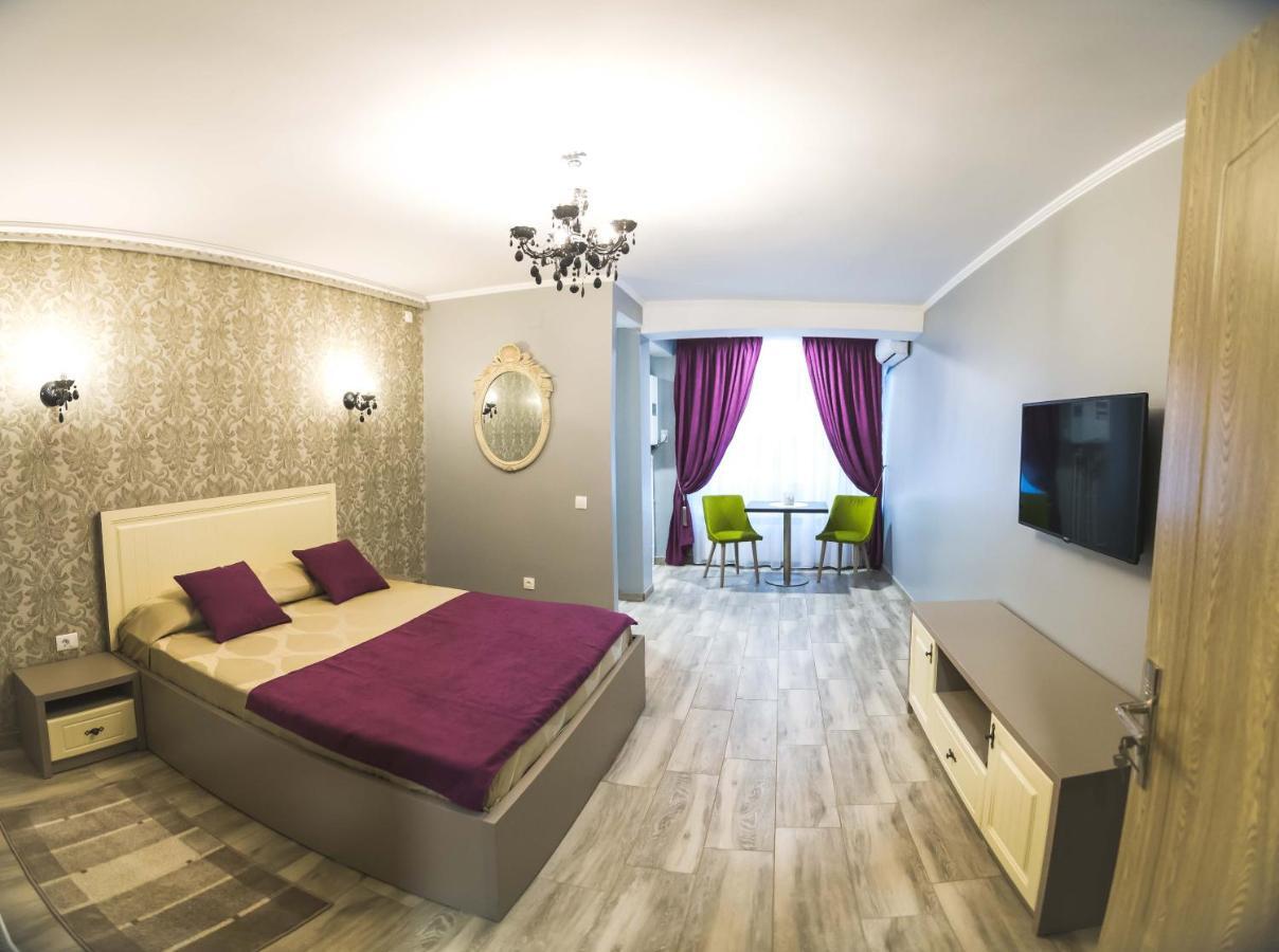 Holiday Apartments Галац Экстерьер фото