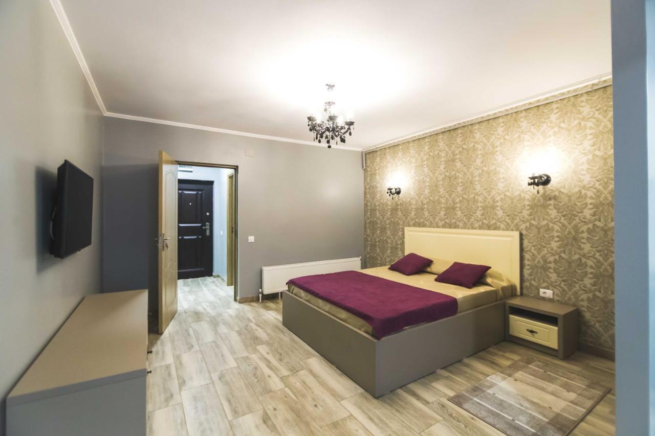 Holiday Apartments Галац Экстерьер фото